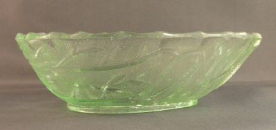 Bagley Leaf dessert bowl
Small. Side
Keywords: pressed;table;sold;dessert