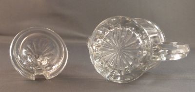 Bagley Queen's Choice 1122 mustard pot
Spoon slot in lid
Keywords: pressed;table;sold