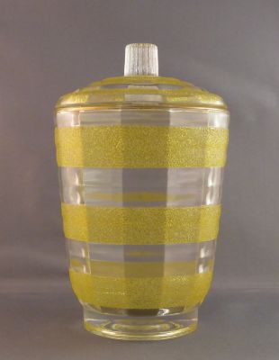 Chance Spiderweb biscuit barrel 3
Yellow Matthey crinkles and gilding
Keywords: table;pressed;sold;enamelgilt