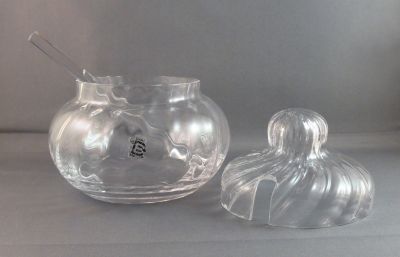 Dartington FT324/1 Breakfast Show
Bowl with slotted lid
Keywords: british;table