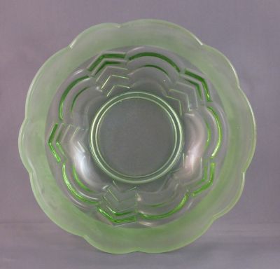 Chevron fruit set
Large 9 in. Unknown
Keywords: sold;table;dessert