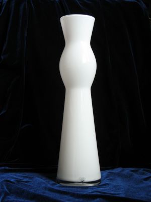 Orrefors "One"
One Two Three Vase White 66 designed by Helén Krantz. 35 cm. Sweden
Keywords: sold;blown;vase;mark