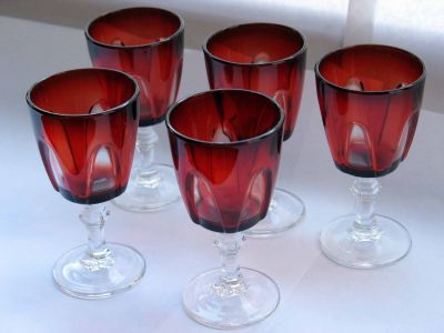 Luninarc sherry glasses
French
Keywords: sold;barware;blown