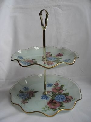 Chance Summer Melody 
Two-tier cakestand
Keywords: sold;enamelgilt;british;table