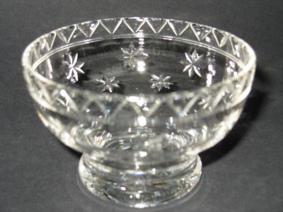 Stuart Startime small bowl
Cut stars; moulded base. Ludwig Kny, 1935
Keywords: sold;blown;cut;table