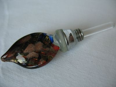 Perfume bottle with flame stopper Chinese
With dauber
Keywords: sold;blown;bathbed;china