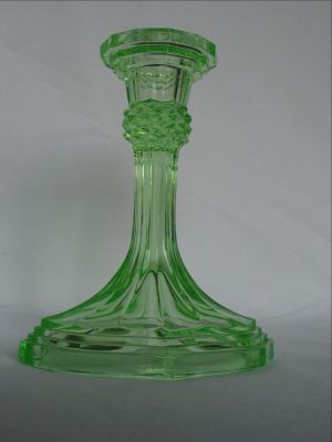 Bagley Ilkley dressing table candlestick
1233
Keywords: british;sold;pressed;bathbed;candle
