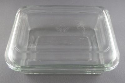 Pyrex butter dish
James A Jobling
Keywords: british;pressed;sold