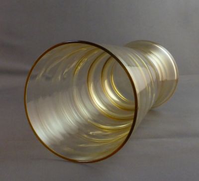 Light amber water set 
Ground and polished rim
Keywords: sold;barware