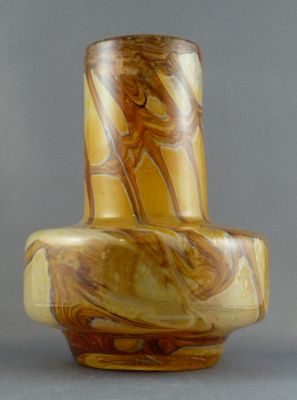 Malta Decorative Glass "Earthtones" vase
Rough ground circular pontil mark
Keywords: blown;vase;sold