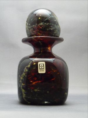 Mdina tortoiseshell inkbottle, square
Paper label, stock label, marked
Keywords: blown;mark;bottle;sale