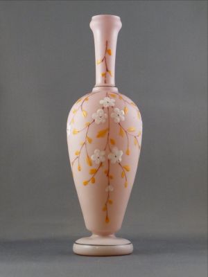 Bohemian enamelled vase, pink
Heat reactive a la Burmese? Medium
Keywords: czech;blown;enamelgilt;vase