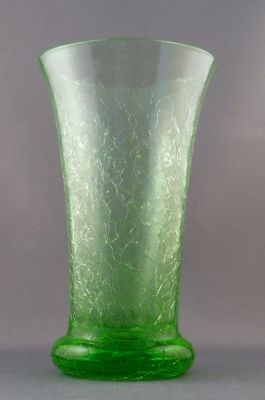 Stevens and Williams/Royal Brierley crackle vase
Pattern No D107. Polished pontil mark
Keywords: blown;british;vase;sold