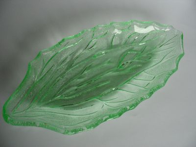 Bagley Cocktail Time celery dish
3055. A less common shape
Keywords: british;sold;pressed;table