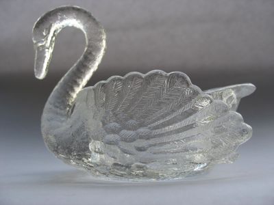 Cambridge Glass swan
Small. Salt
Keywords: sold;pressed;figure;table