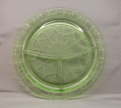 Hocking Glass Cameo grill plate 
10.5 in 1930-1934
Keywords: american;pressed;table;sold