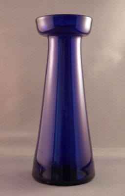 Cobalt-blue churn shape hyacinth vase
Mid 1800s
Keywords: blown;vase;sold