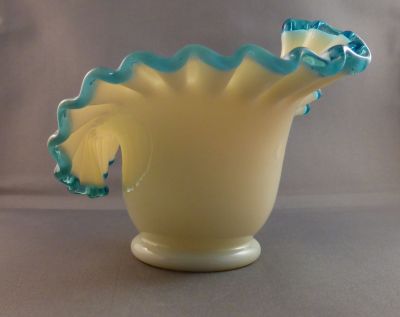 Custard glass bowl
Side view
Keywords: blown;vase;sold