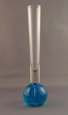 Czech controlled bubble bud vase, lobed B
Bullicante
Keywords: blown;sold;vase