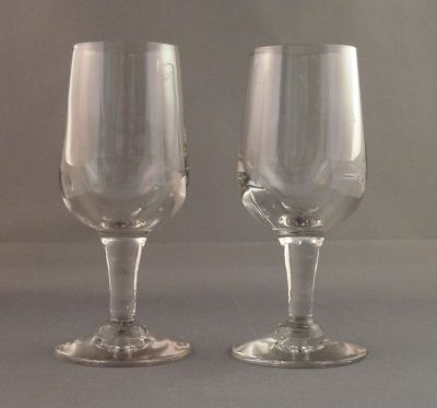 Deception sherry glasses
Very thick bowl at the bottom. Shear marks on base
Keywords: blown