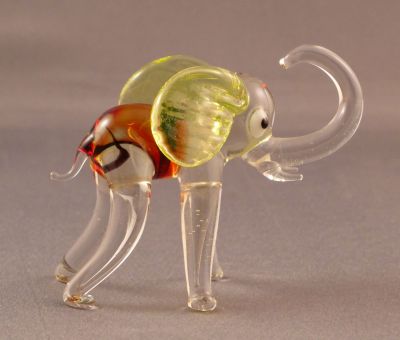 Lampwork elephant
Uranium ears
Keywords: lampwork;figure