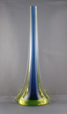 Galliano Ferro stem vase
Blue cased in uranium, with uranium wings, tall
Keywords: blown;vase;uranium