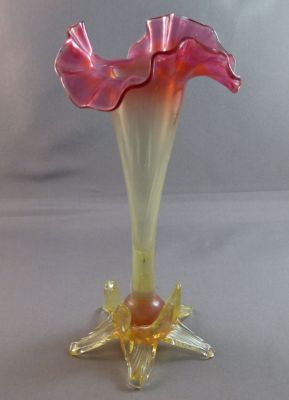 Footed trumpet vase
British?
Keywords: blown;british;vase