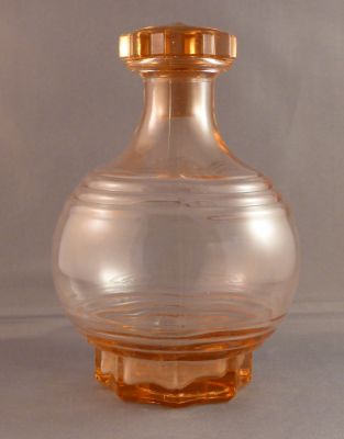 French decanter
Mass produced
Keywords: blown;table;sold