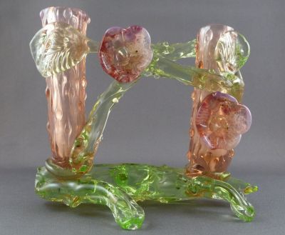Harrach spill holder 2
Uranium green and pink opalescent "gate"
Keywords: blown;czech;vase