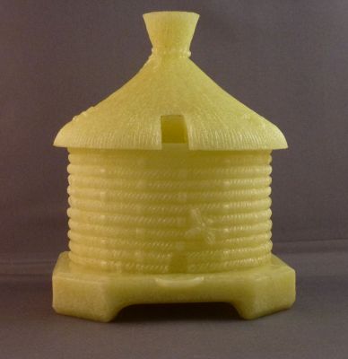 Leerdam graniver honeypot
Designed to represent a straw skep
Keywords: frenchdutchbelg;pressed;table