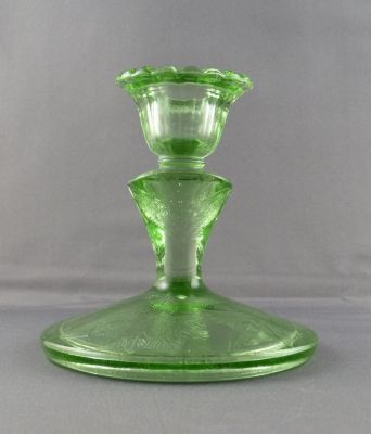 Jeannette Floral candlestick
Keywords: american;pressed;bathbed;candle