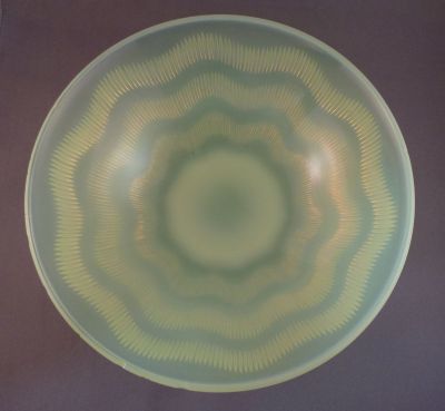 Leerdam Aurora Colopal bowl
Designed by Andries Dirk Copier 1939
Keywords: frenchdutchbelg;pressed;table