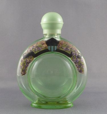 Sjedinjene Tvornice Stakla (STS) Abel? flask perfume bottle
Large with label and lid. Probably held lavender. 1936 catalogue 4062
Keywords: blown;bottle