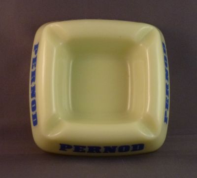 Pernod custard uranium ashtray C
Large. Custard glass
Keywords: ash;barware;enamelgilt;pressed