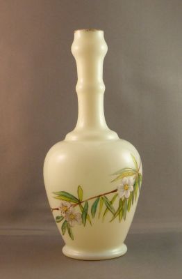 Bohemian enamelled vase, custard glass
Marked made in Bohemia
Keywords: czech;blown;enamelgilt;vase;sold