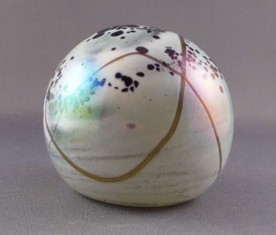 Mtarfa strapped and iridescent paperweight
Marked
Keywords: maltese;sale
