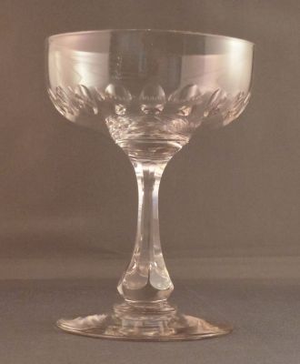 Champagne coupe, olive cut B
Cut inverted baluster stem. Lead crystal
Keywords: blown;cut;sold