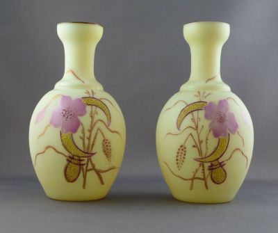 Bohemian enamelled vase, pale yellow satin
True pair. Small
Keywords: czech;blown;enamelgilt;vase