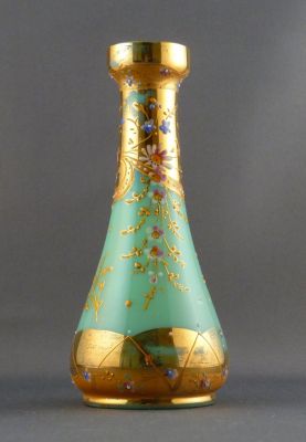 Bohemian enamelled vase, turquoise
Gilded. All round design. Small. Uranium
Keywords: czech;blown;enamelgilt;vase