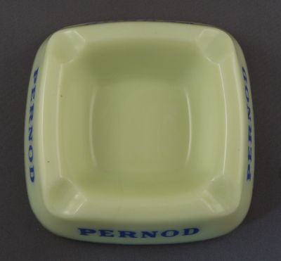 Pernod custard uranium ashtray A
Nazeing? Enamelled. Custard glass
Keywords: barware;british;pressed;enamelgilt;ash