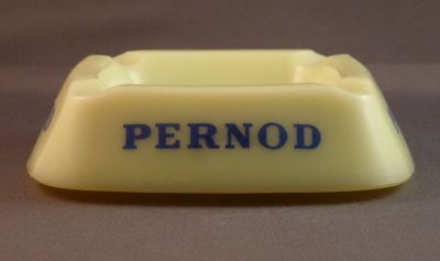 Pernod custard uranium ashtray B
French, marked. Custard glass
Keywords: ash;barware;frenchdutchbelg;pressed