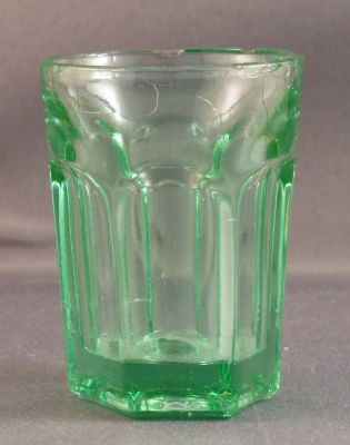Pressed uranium shot glass
5.5 x 4 cm
Keywords: barware;pressed