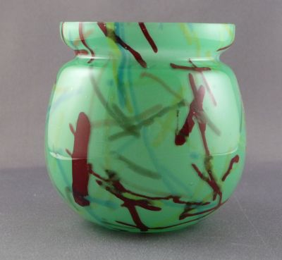 Pseudo-peloton preserve jar
Missing its lid. Czech?
Keywords: vase;table;sold;czech