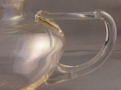 Jobling Pyrex handblown teapot
Applied handle
Keywords: kitchenware;blown;table;sold