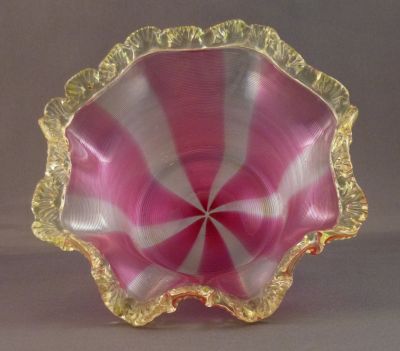 Richardson threaded preserve dish, cranberry stripe
Keywords: blown;british;table