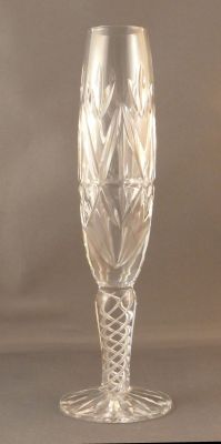 Royal Doulton double airtwist bud vase
1970s mark, probably made by Webb Corbett
Keywords: cut;vase;mark