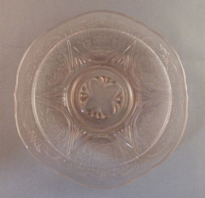 Hazel Atlas Royal Lace saucer, pink
Keywords: table;sold;american