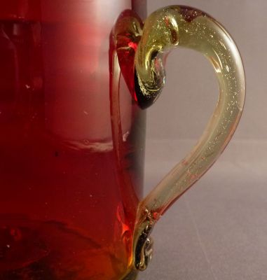 Gold ruby mug
Amber "pump" handle
Keywords: blown;sold