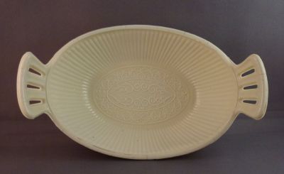 Sowerby 1376 Queen's Ivory dish
Custard glass
Keywords: british;pressed;table
