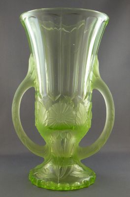 Sowerby Dora vase
Seen in 1936 catalogue
Keywords: pressed;british;vase